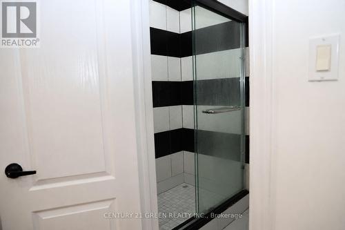6038 Silken Laumann Way, Mississauga, ON 