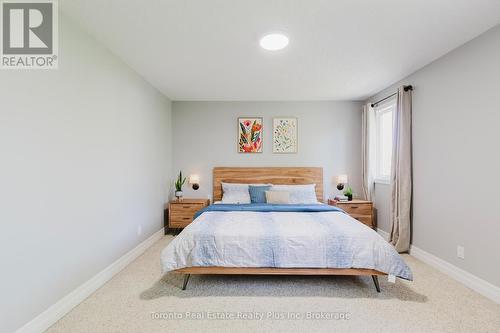 597 Little Dover Crescent E, Waterloo, ON 