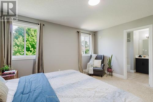 597 Little Dover Crescent E, Waterloo, ON 