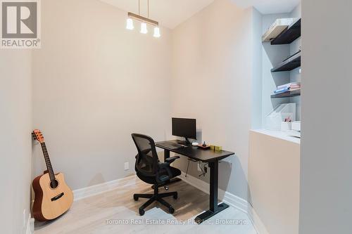 597 Little Dover Crescent E, Waterloo, ON 