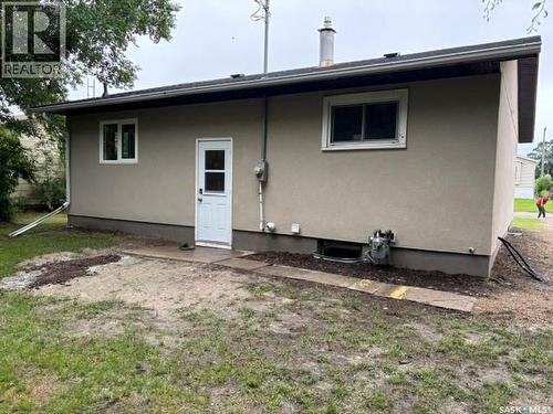 12 Roberts Street, Redvers, SK 