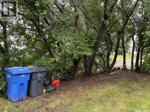 12 Roberts Street, Redvers, SK 