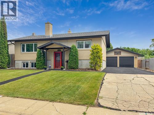 1772 Centennial CRESCENT  North Battleford, SK S9A 3J3