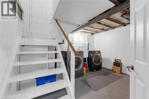 722 Burgess Avenue, Hamilton, ON - Indoor Photo Showing Laundry Room