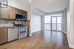Kitchen / Living Area - 