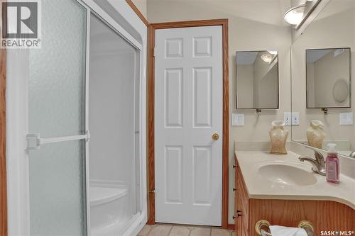3324 Buckingham Drive E, Regina, SK 