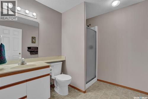 3324 Buckingham Drive E, Regina, SK 