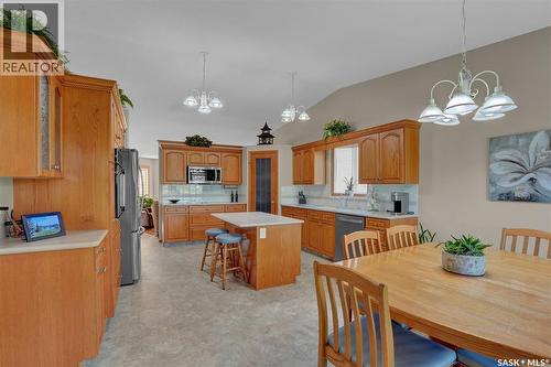 3324 Buckingham Drive E, Regina, SK 