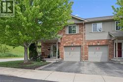 30 BRYAN Court Unit# 27  Kitchener, ON N2A 4J5