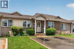 24 KENYON Crescent Unit# 44 Grimsby, ON L3M 5S4