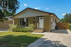 107 ROSAMOND CRESCENT  London South (South X), ON N6E 2M7