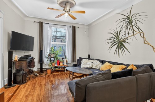 Living Room - 2064  - 2070 Rue St-Germain, Montréal (Mercier/Hochelaga-Maisonneuve), QC - Indoor Photo Showing Living Room