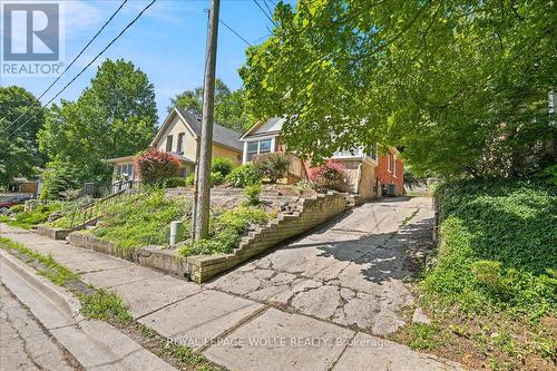 22 Ramore Street, Cambridge, ON 