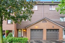 42-4230 Fieldgate Drive  Mississauga, ON L4W 2M5