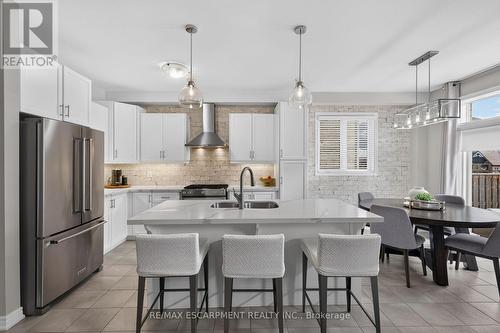 5 Narbonne Crescent, Hamilton, ON 
