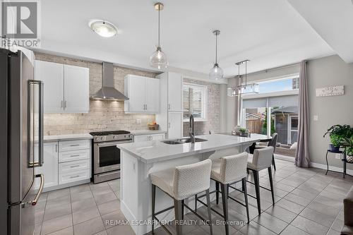 5 Narbonne Crescent, Hamilton, ON 