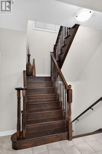 5 Narbonne Crescent, Hamilton, ON 