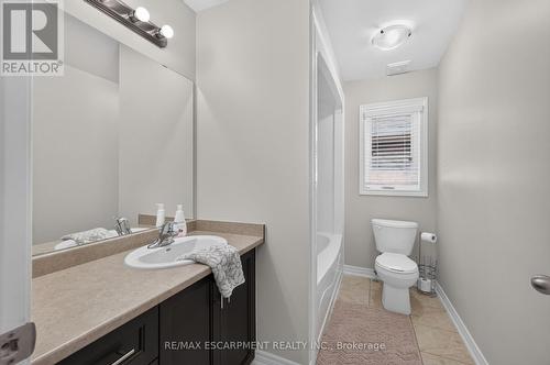 5 Narbonne Crescent, Hamilton, ON 