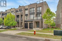 3052 POSTRIDGE DRIVE Oakville, ON L6H 0R6