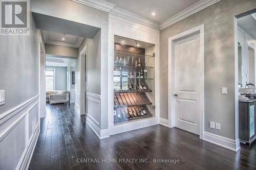 122 Burns Boulevard, King, ON 