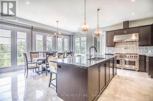 122 Burns Boulevard, King, ON 