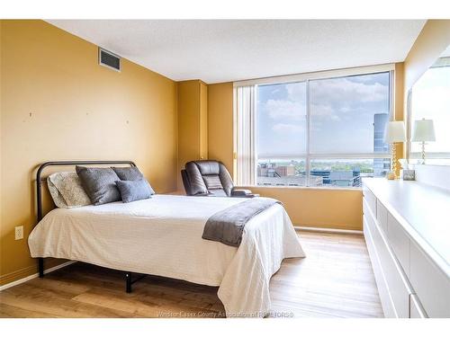 1609-75 Riverside Drive E, Windsor, ON 
