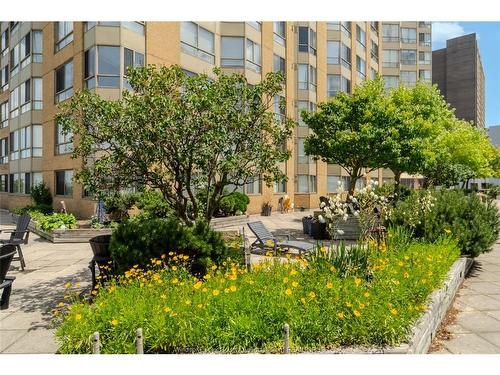 1609-75 Riverside Drive E, Windsor, ON 