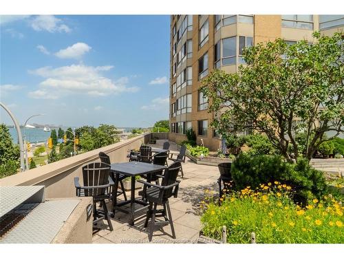1609-75 Riverside Drive E, Windsor, ON 
