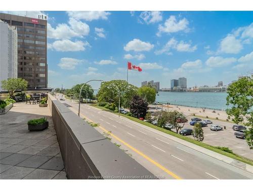 1609-75 Riverside Drive E, Windsor, ON 