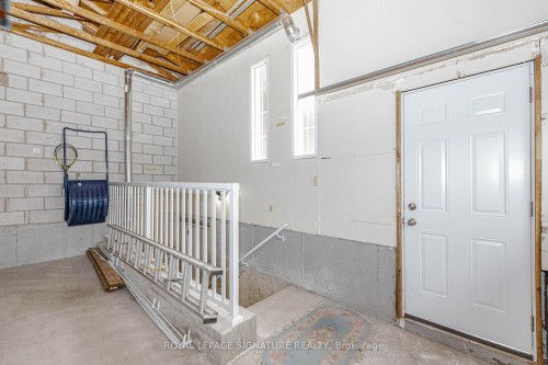 Basment-101 Hullrick Drive , Toronto, ON M9W 6W4 3