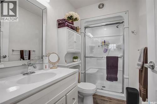 2524 Kelvin Avenue, Saskatoon, SK 