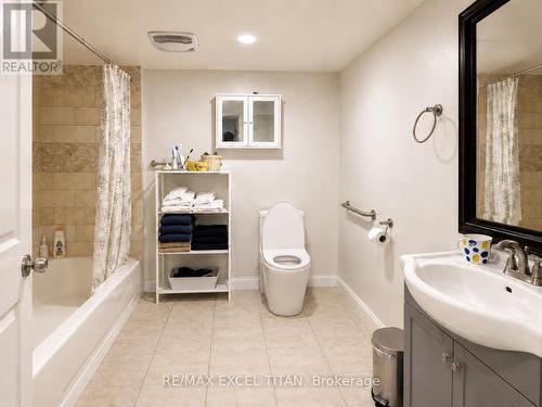 954 Danforth Avenue, Toronto, ON 