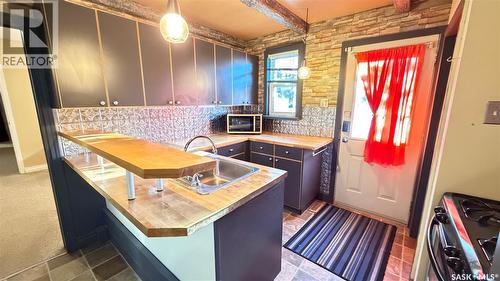 217 2Nd Avenue, Maple Creek, SK 