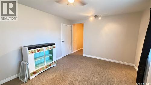 217 2Nd Avenue, Maple Creek, SK 