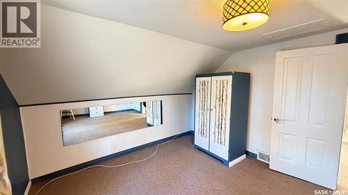217 2Nd Avenue, Maple Creek, SK 