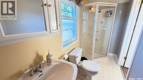 217 2Nd Avenue, Maple Creek, SK 