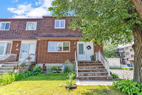 500 Rue de Megève  Laval (Laval-Des-Rapides), QC H7N 5G3