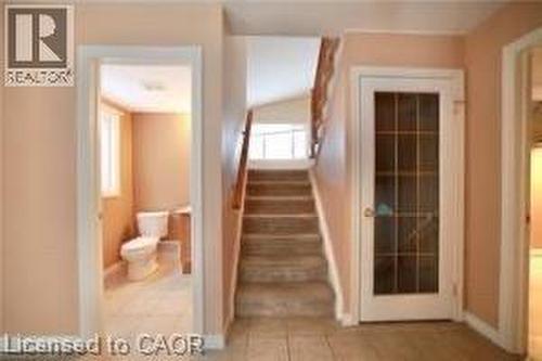 Image quality insufficient for description - 17 Hawkswood Drive, Kitchener, ON 