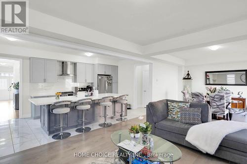 22 Ludlow Drive E, Barrie, ON 