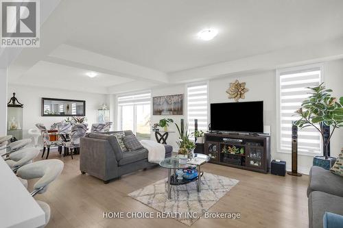 22 Ludlow Drive E, Barrie, ON 
