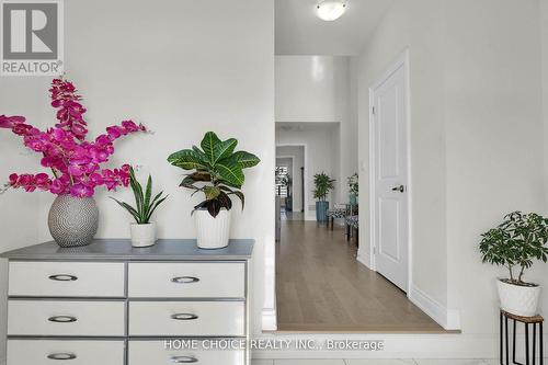 22 Ludlow Drive E, Barrie, ON 