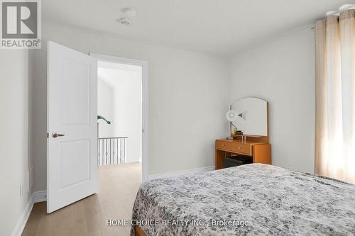 22 Ludlow Drive E, Barrie, ON 