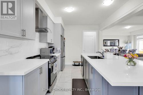 22 Ludlow Drive E, Barrie, ON 