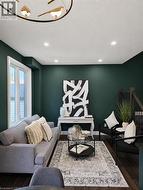 79 METCALF Street Woodstock, ON N4S 3E9