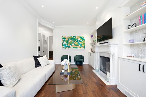 Living Room - 382 Av. Grosvenor, Westmount, QC 