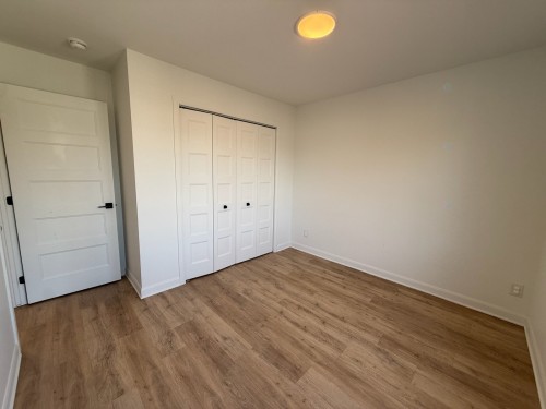 Bedroom - 3-22 Rue Joron, Salaberry-De-Valleyfield, QC - Indoor Photo Showing Other Room