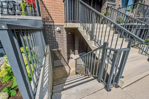 C1 - 190 CENTURY HILL DRIVE , Kitchener, Ontario N2E 0G9 2