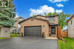 23 CARR DRIVE Barrie (Letitia Heights), ON L4N 6M9
