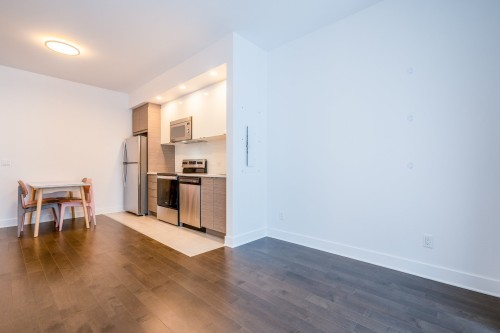 Living Room - 606-5265 Av. De Courtrai, Montréal (Côte-Des-Neiges/Notre-Dame-De-Grâce), QC 
