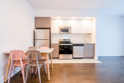 Dinette - 606-5265 Av. De Courtrai, Montréal (Côte-Des-Neiges/Notre-Dame-De-Grâce), QC 